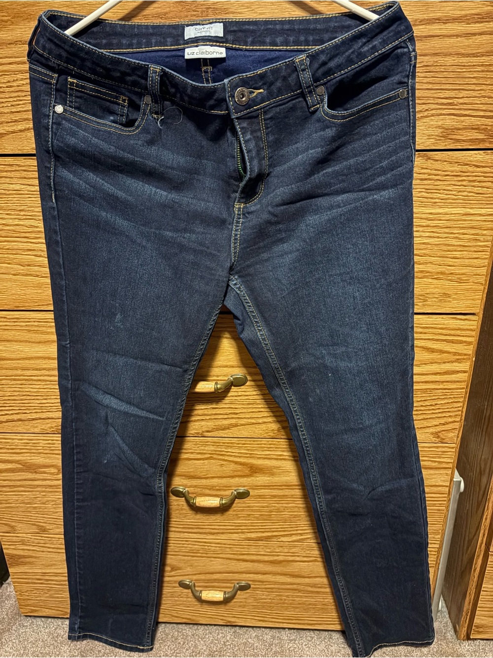 Liz Claiborne Skinny Jeans in Dark Wash Indigo